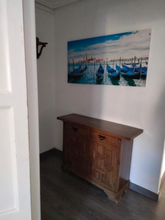 Malvarrosa Apartamentos บาเลนเซีย ภายนอก รูปภาพ