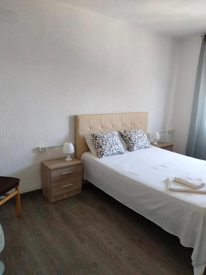 Malvarrosa Apartamentos บาเลนเซีย ภายนอก รูปภาพ