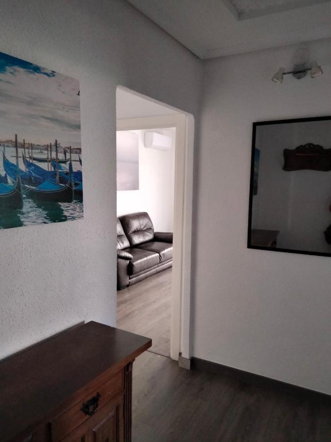 Malvarrosa Apartamentos บาเลนเซีย ภายนอก รูปภาพ