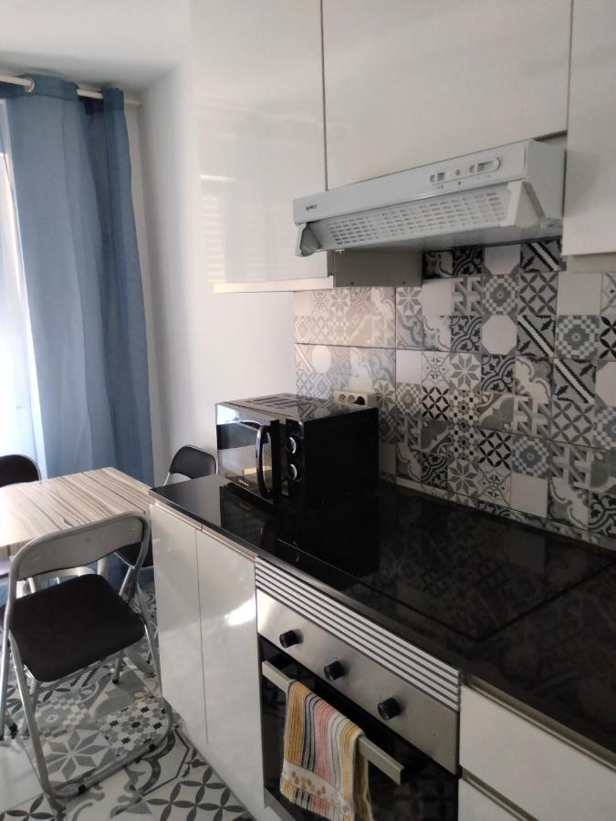 Malvarrosa Apartamentos บาเลนเซีย ภายนอก รูปภาพ