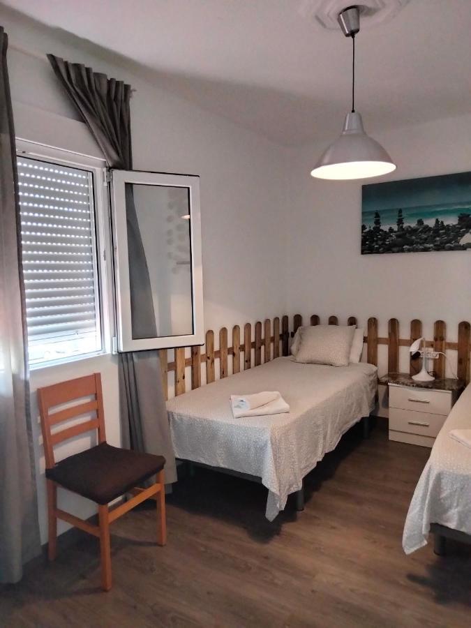 Malvarrosa Apartamentos บาเลนเซีย ภายนอก รูปภาพ